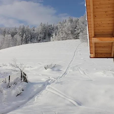 Bed & Breakfast Cudne Manowce 3*