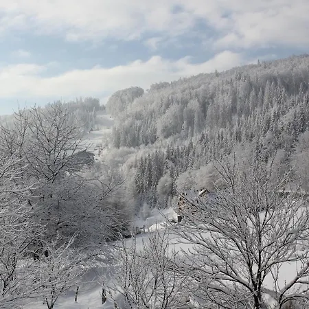 Bed & Breakfast Cudne Manowce 3*