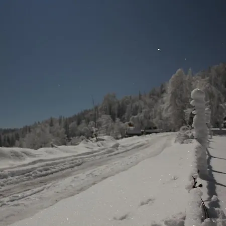 Bed & Breakfast Cudne Manowce 3*