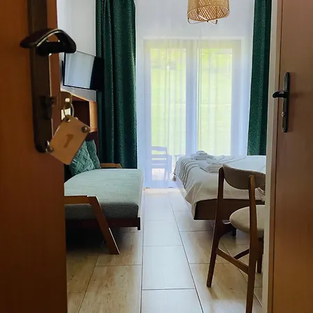 Bed and breakfast Cudne Manowce 3*
