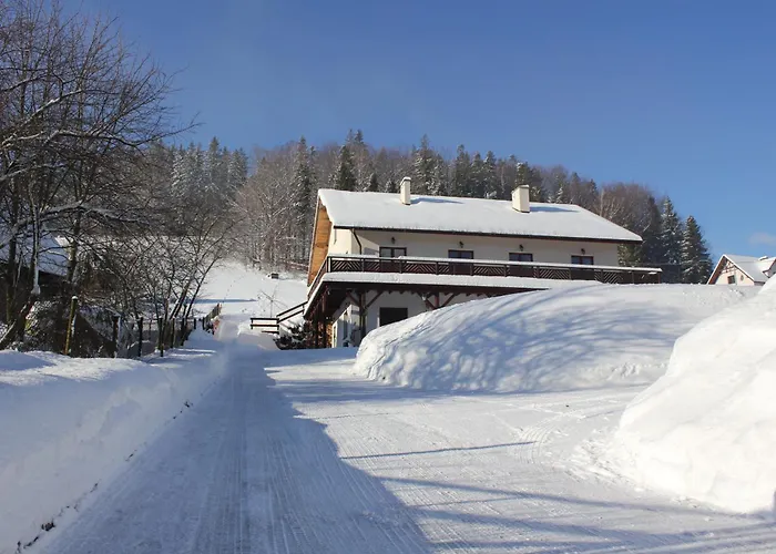 Cudne Manowce Bed & Breakfast 3*